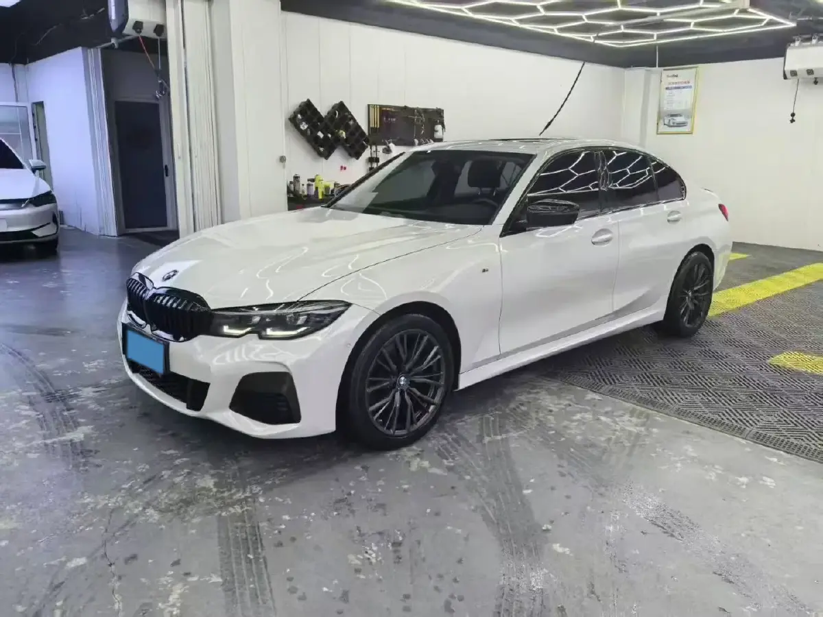 2022 BMW 3 Series 2.0T 258HP L4 8AT