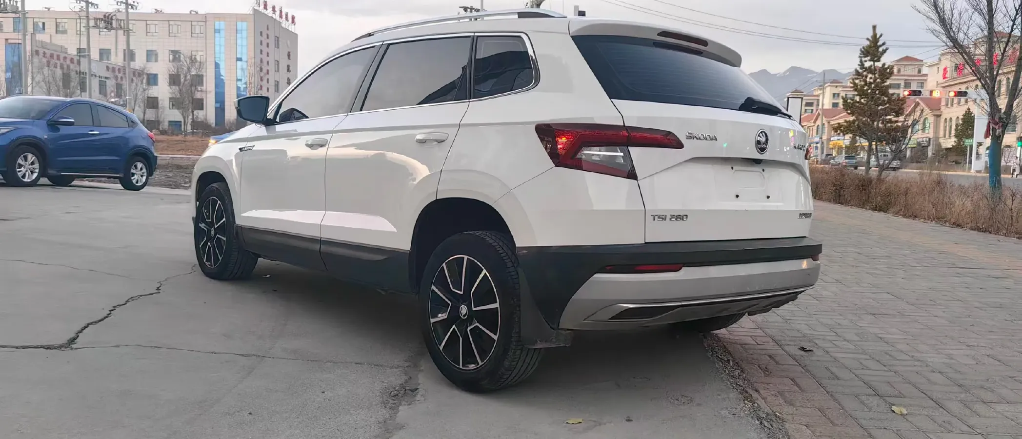 2018 Skoda Karoq 1.4T 150HP L4 7DCT,autocango,china used car exporter,china ev exporter,chinese used car exporter,chinese used ev exporter