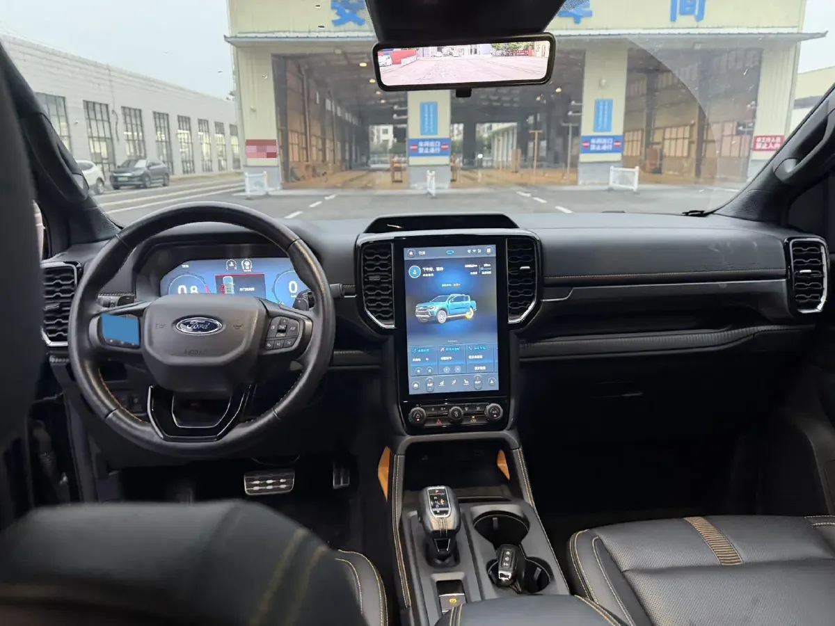 2023 Ford Ranger 2.3T 258HP L4 8AT,autocango,china used car exporter,china ev exporter,chinese used car exporter,chinese used ev exporter