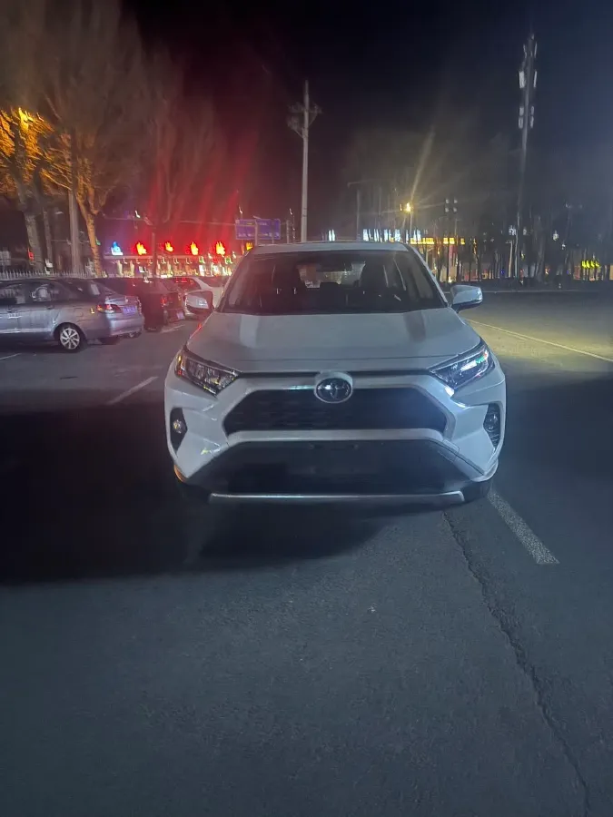 2022 Toyota RAV4 2.0L 171HP L4 CVT,autocango,china used car exporter,china ev exporter,chinese used car exporter,chinese used ev exporter