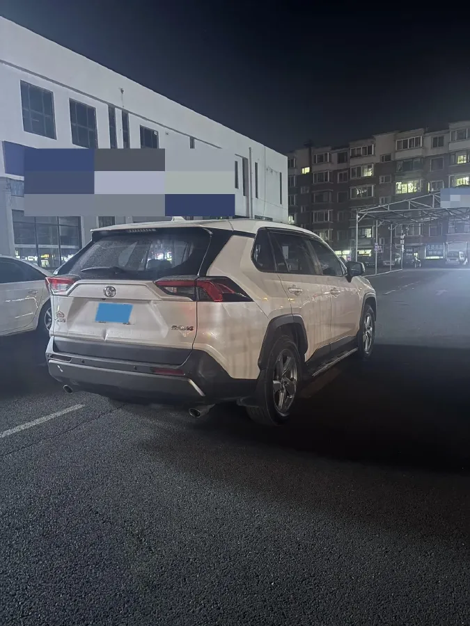 2022 Toyota RAV4 2.0L 171HP L4 CVT,autocango,china used car exporter,china ev exporter,chinese used car exporter,chinese used ev exporter
