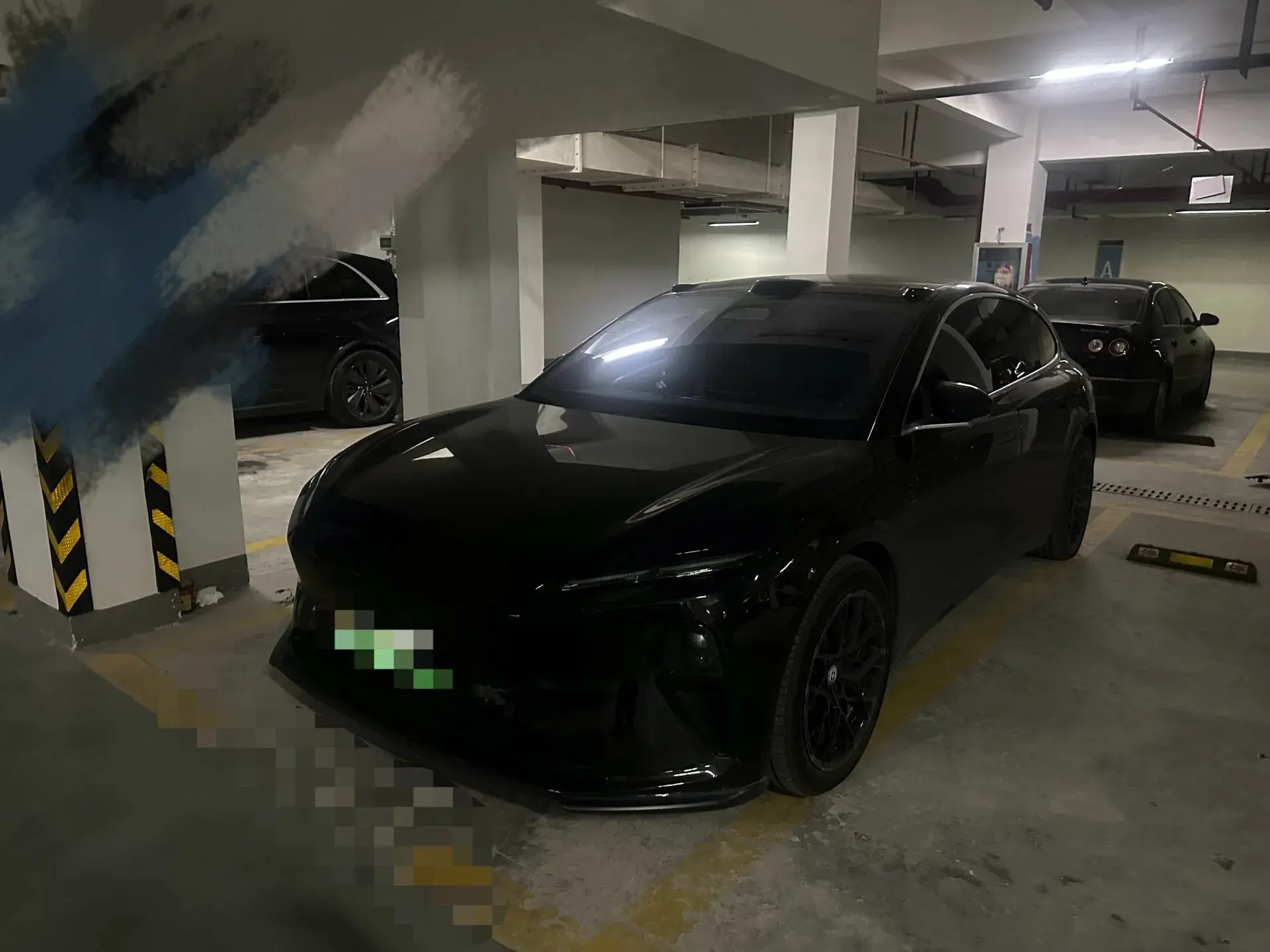 2024 NIO ET5T view 1