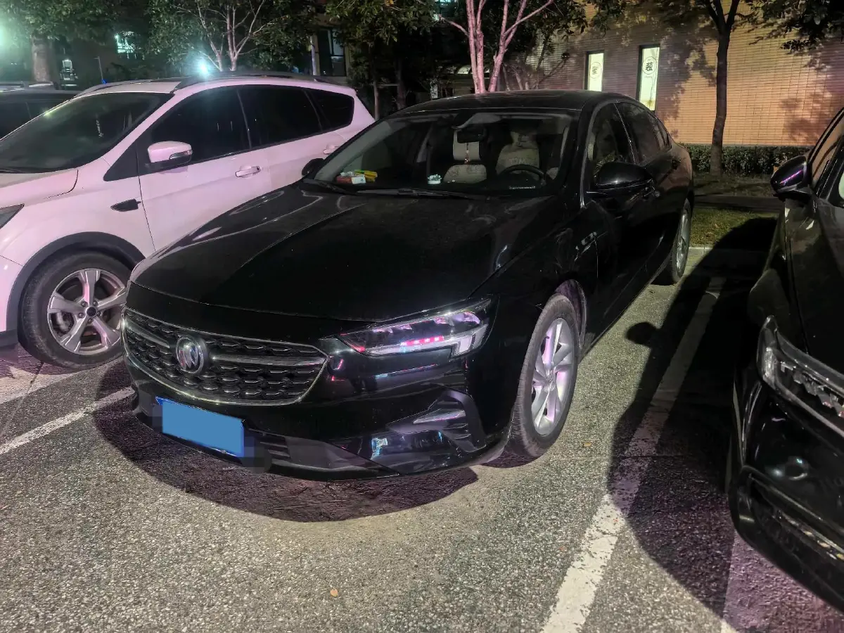 2022 Buick Regal 1.5T 169HP L4 9AT