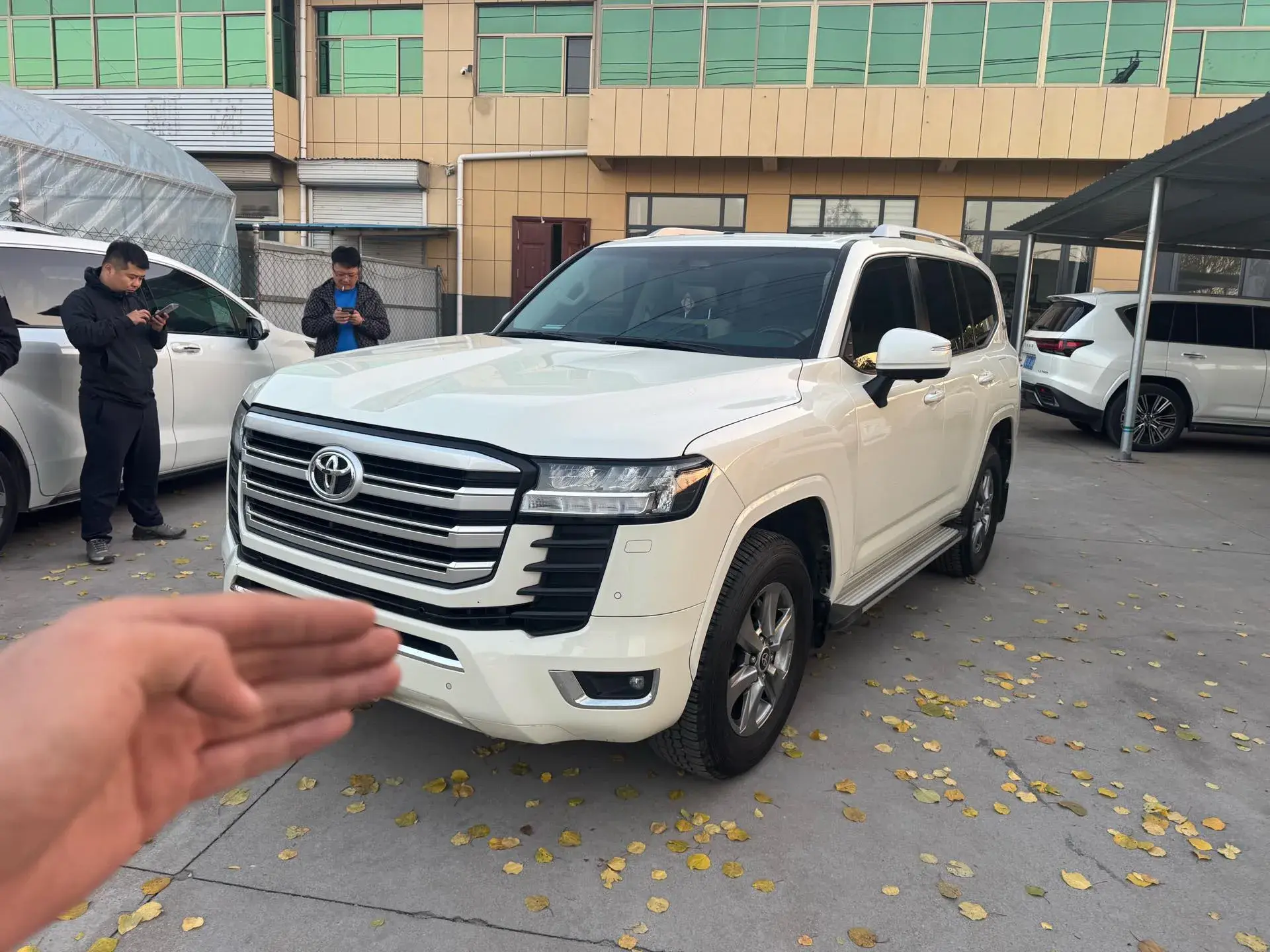 2021 CHEVROLET TRAX view 1