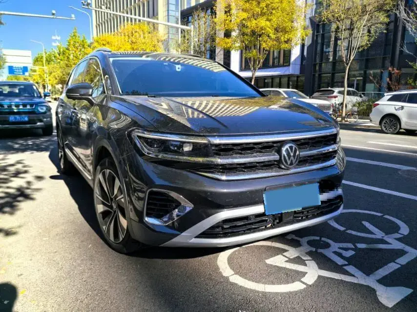 2024 VOLKSWAGEN TALAGON thumbnail 2