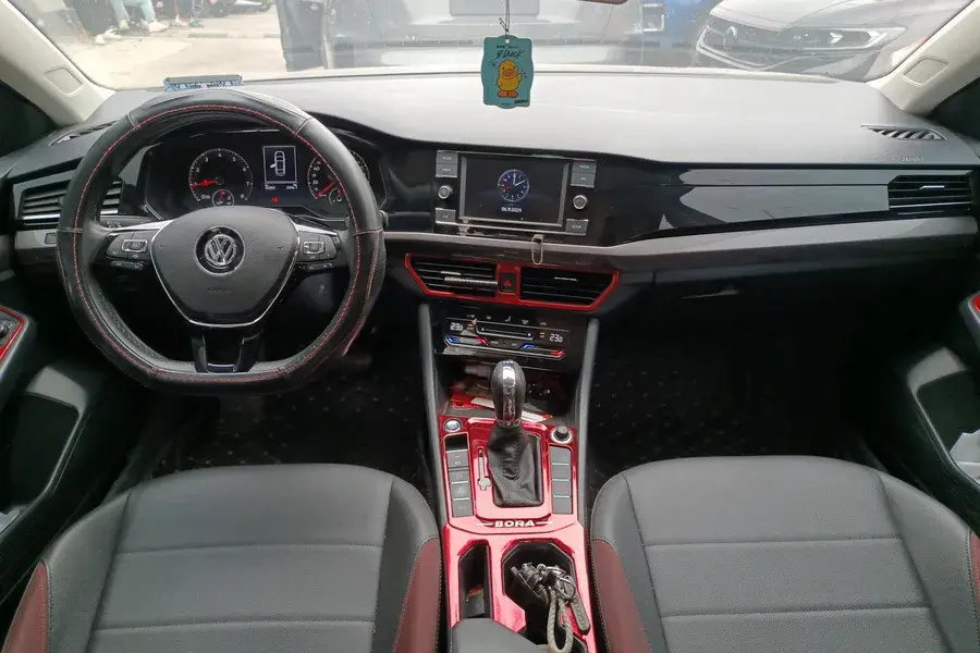 2020 VOLKSWAGEN BORA thumbnail 3