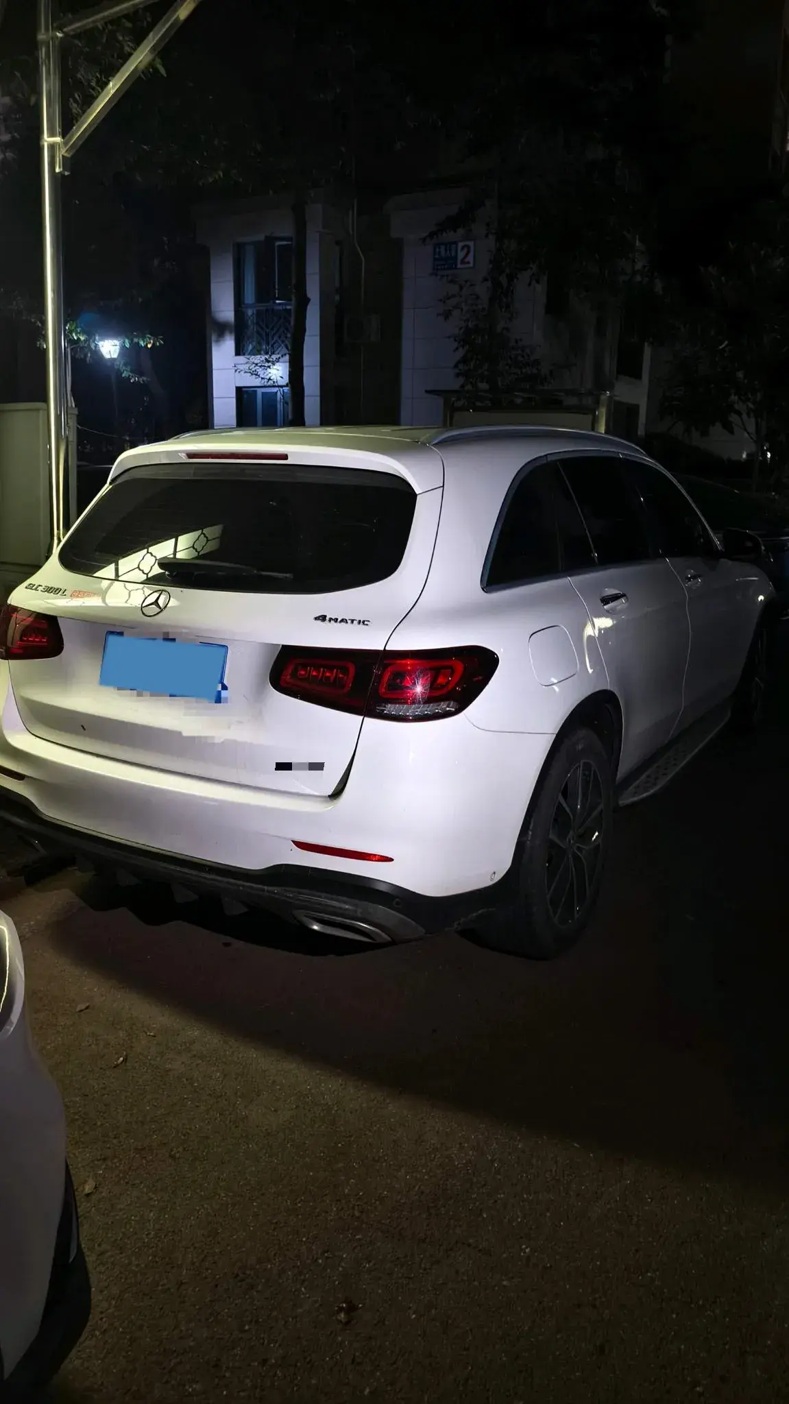 2020 MERCEDES-BENZ GLC thumbnail 2
