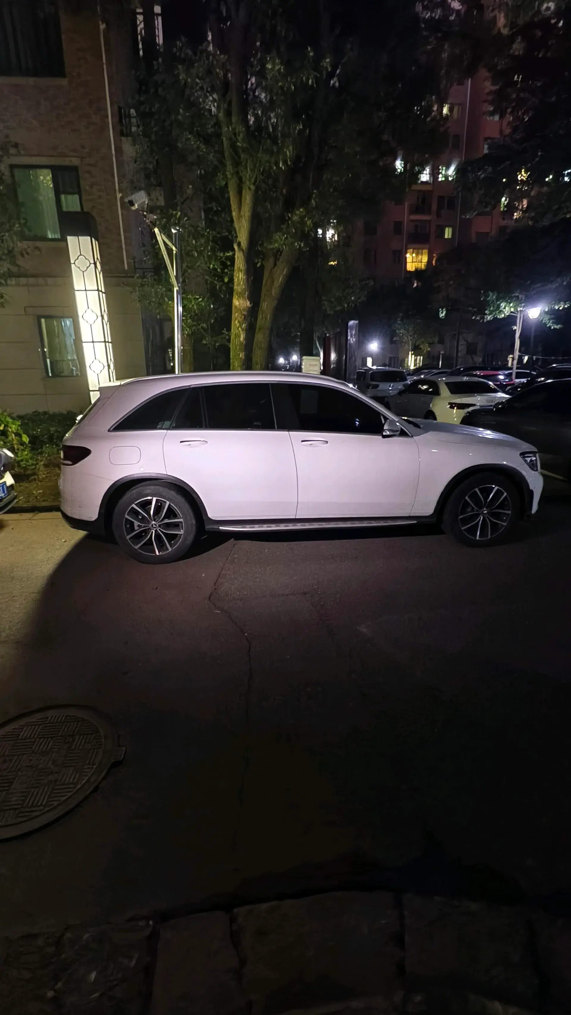2020 MERCEDES-BENZ GLC thumbnail 4