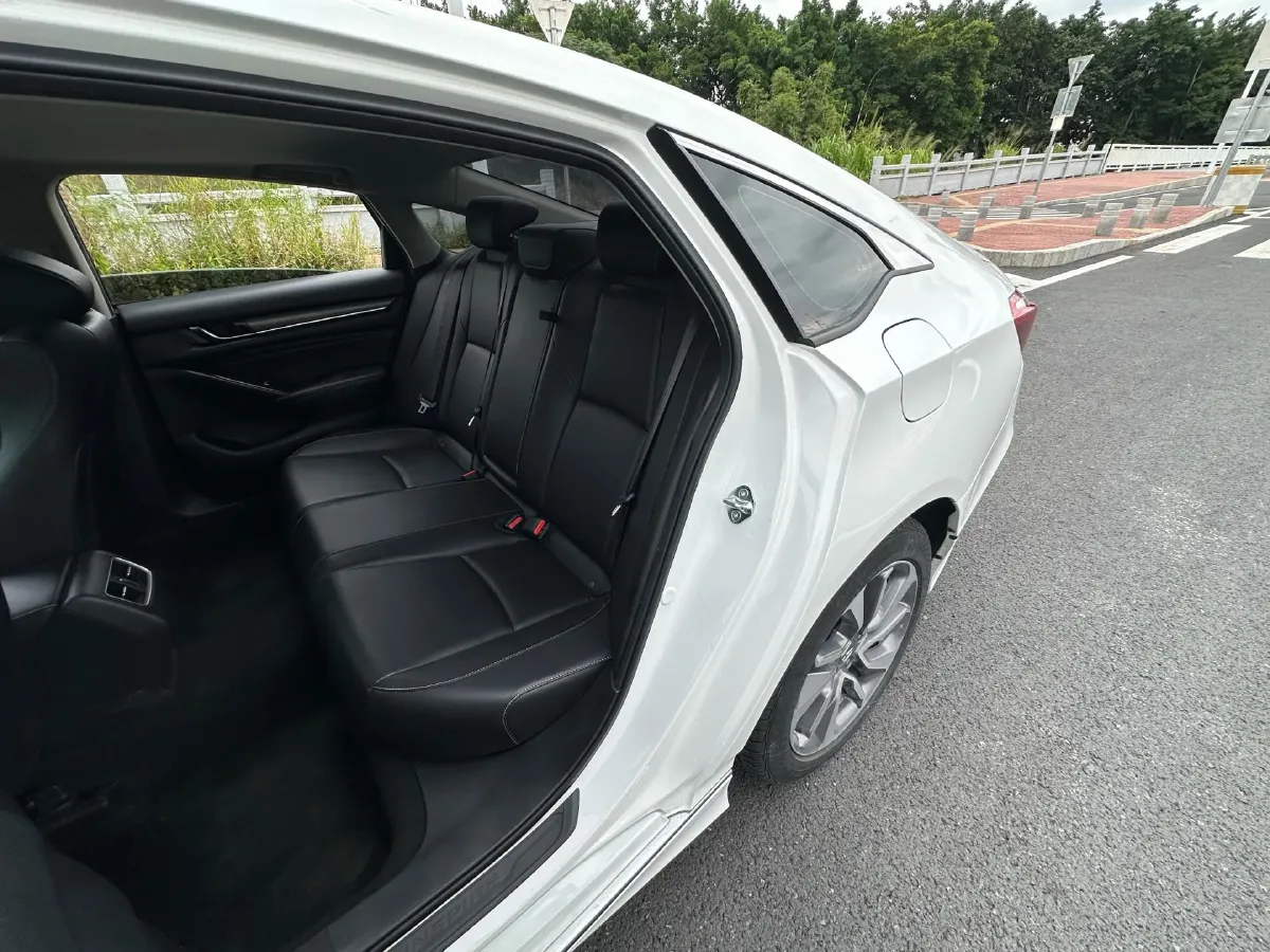 2019 Honda Inspire 1.5T 194HP L4 CVT,autocango,china used car exporter,china ev exporter,chinese used car exporter,chinese used ev exporter