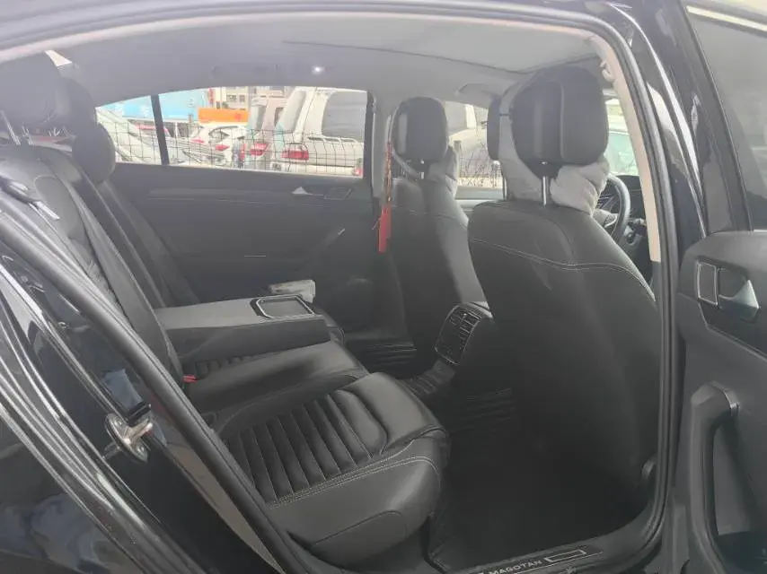 2020 VOLKSWAGEN MAGOTAN thumbnail 4