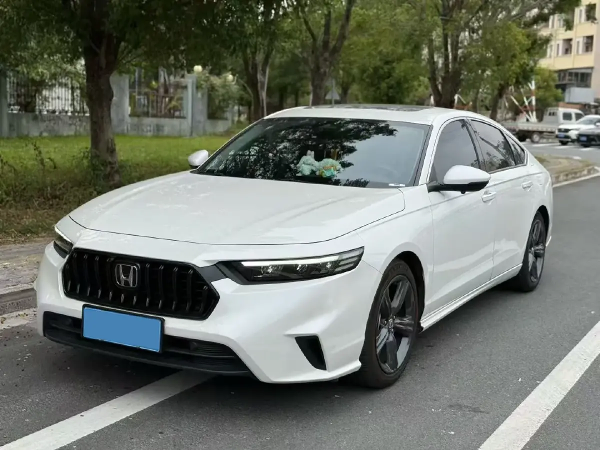 2023 Honda Inspire 1.5T 192HP L4 CVT