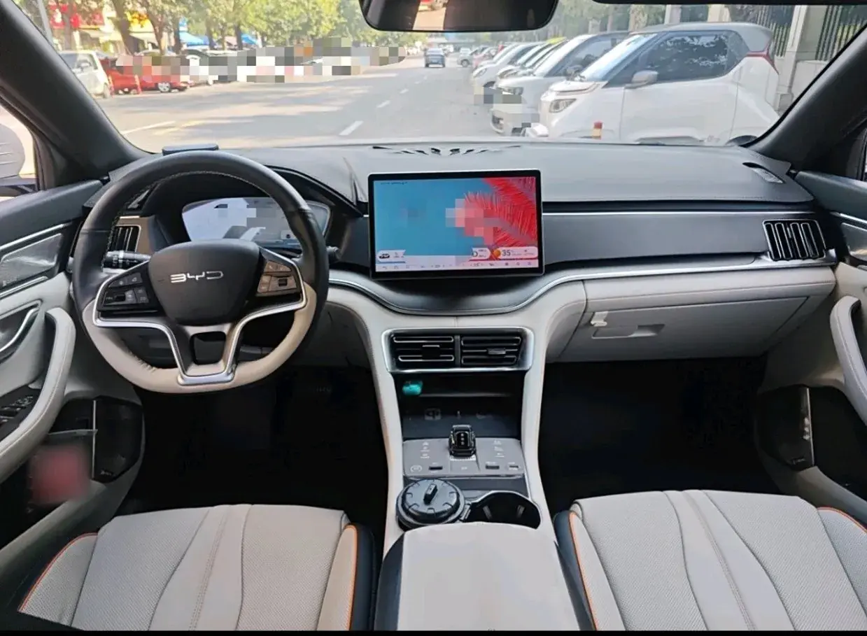 2023 BYD SONG thumbnail 3