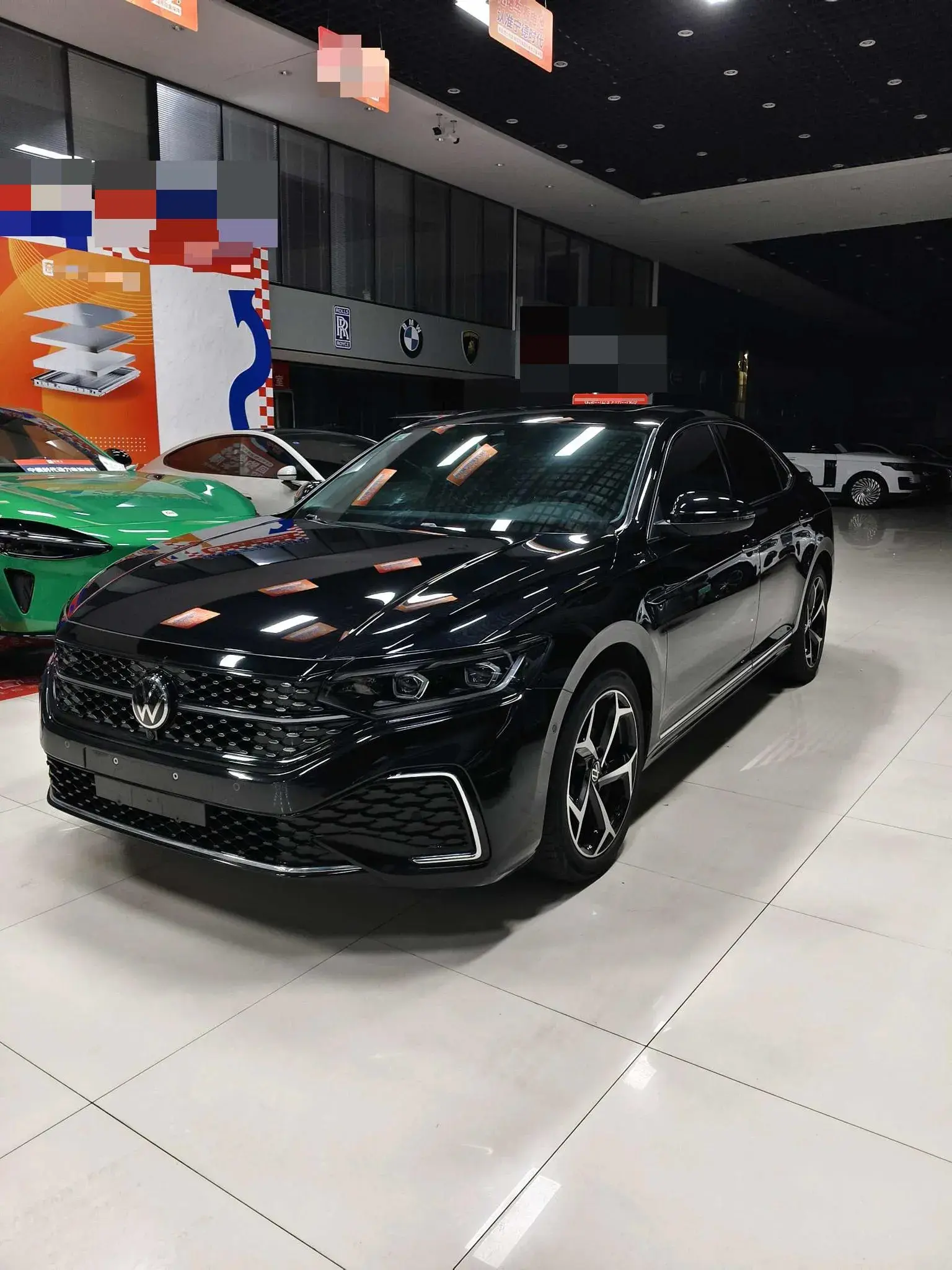 2024 VOLKSWAGEN PASSAT view 1