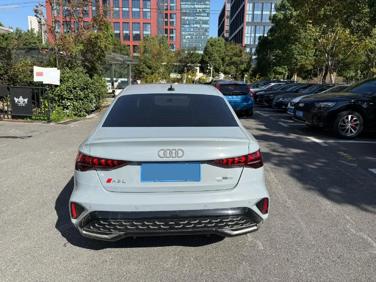 2025 Audi A3 1.5T 160HP L4 7DCT,autocango,china used car exporter,china ev exporter,chinese used car exporter,chinese used ev exporter