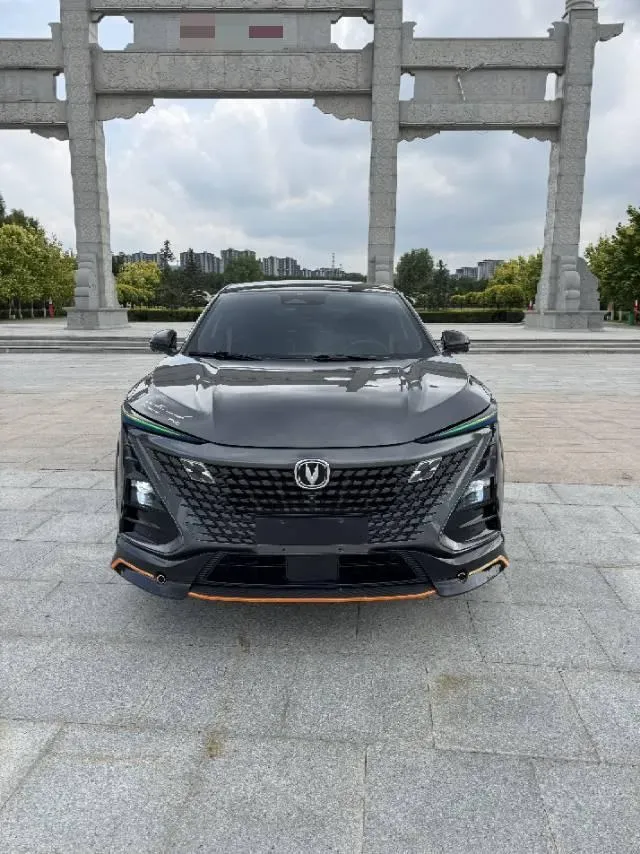 2022 ChangAn UNI-T 1.5T 188HP L4 7DCT,autocango,china used car exporter,china ev exporter,chinese used car exporter,chinese used ev exporter