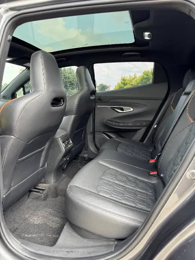 2022 ChangAn UNI-T 1.5T 188HP L4 7DCT,autocango,china used car exporter,china ev exporter,chinese used car exporter,chinese used ev exporter