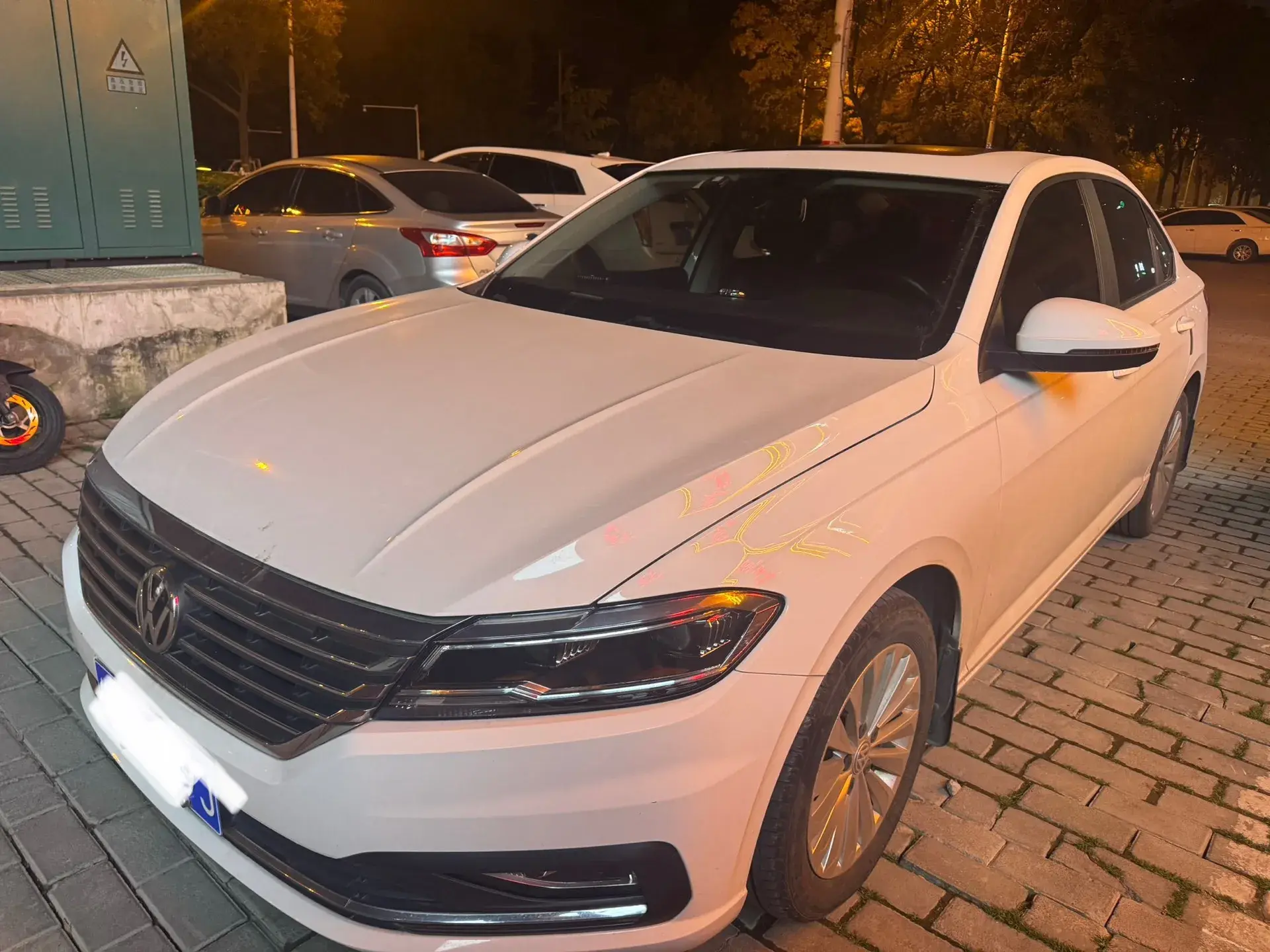 2019 VOLKSWAGEN LAVIDA view 1