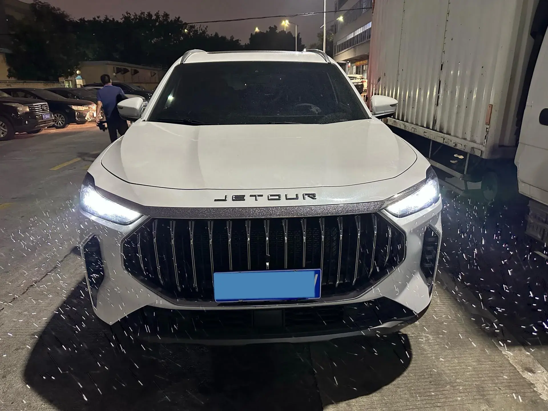 2025 JETOUR X70 thumbnail 2