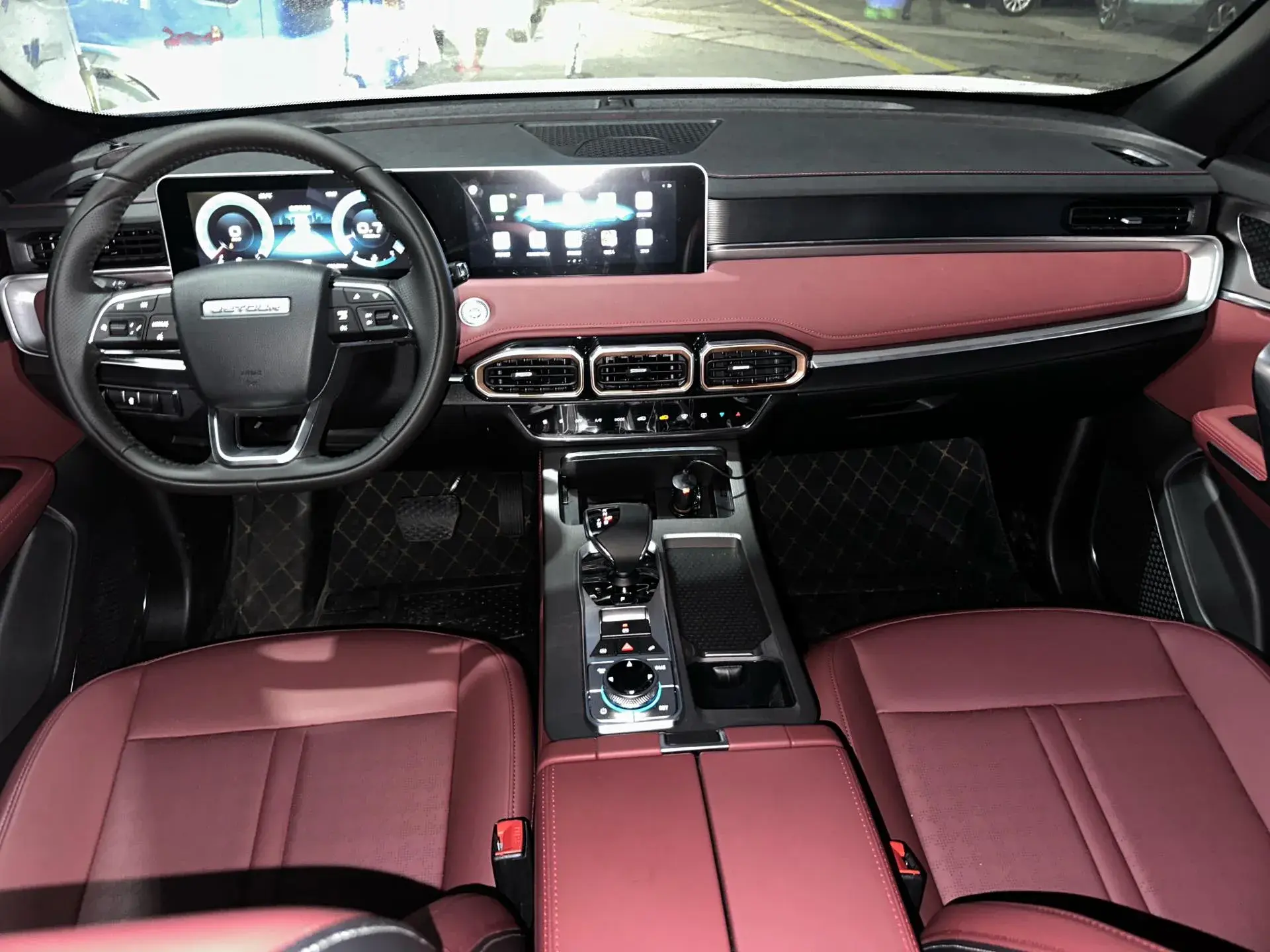 2025 JETOUR X70 thumbnail 3