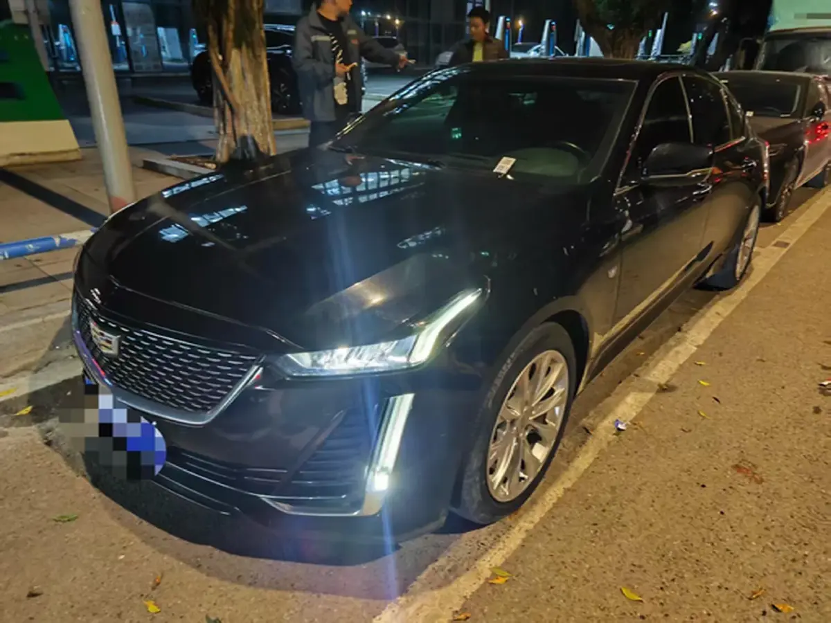 2021 Cadillac CT5 2.0T 237HP L4 10AT