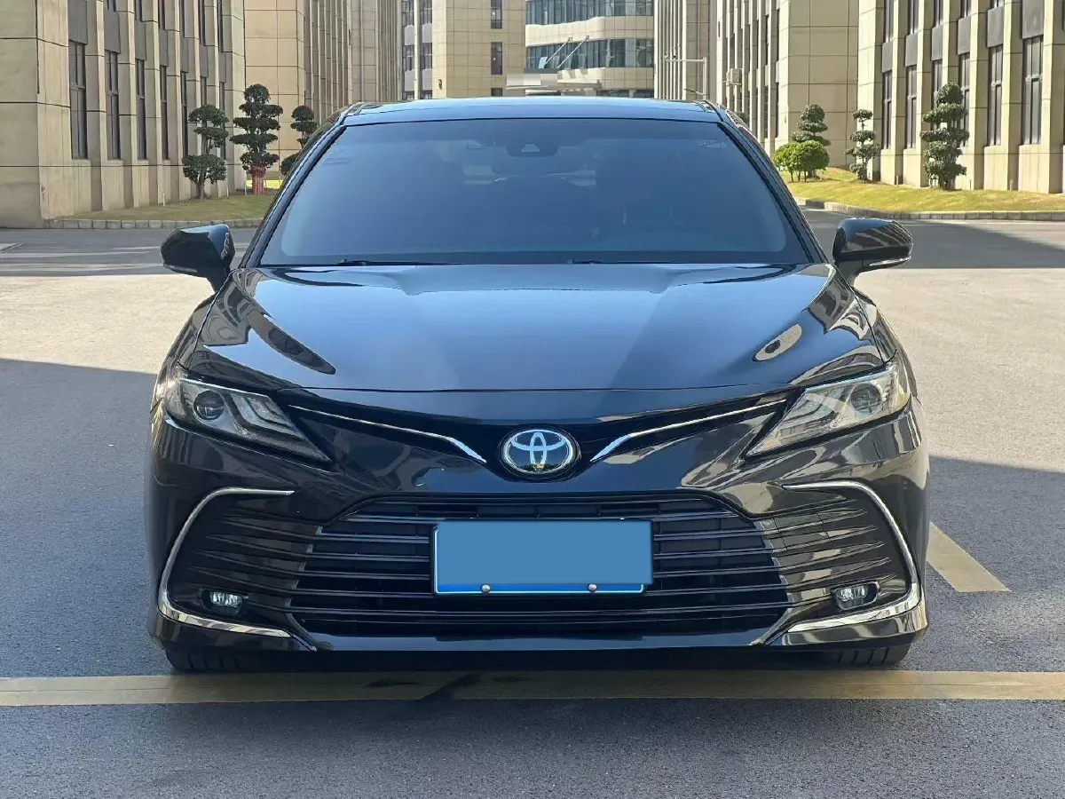2021 Toyota Camry 2.5L 209HP L4 8AT,autocango,china used car exporter,china ev exporter,chinese used car exporter,chinese used ev exporter