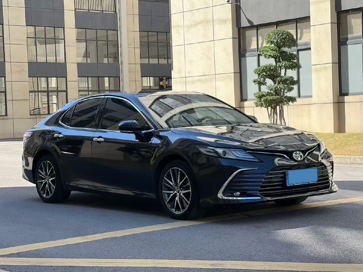2021 Toyota Camry 2.5L 209HP L4 8AT,autocango,china used car exporter,china ev exporter,chinese used car exporter,chinese used ev exporter
