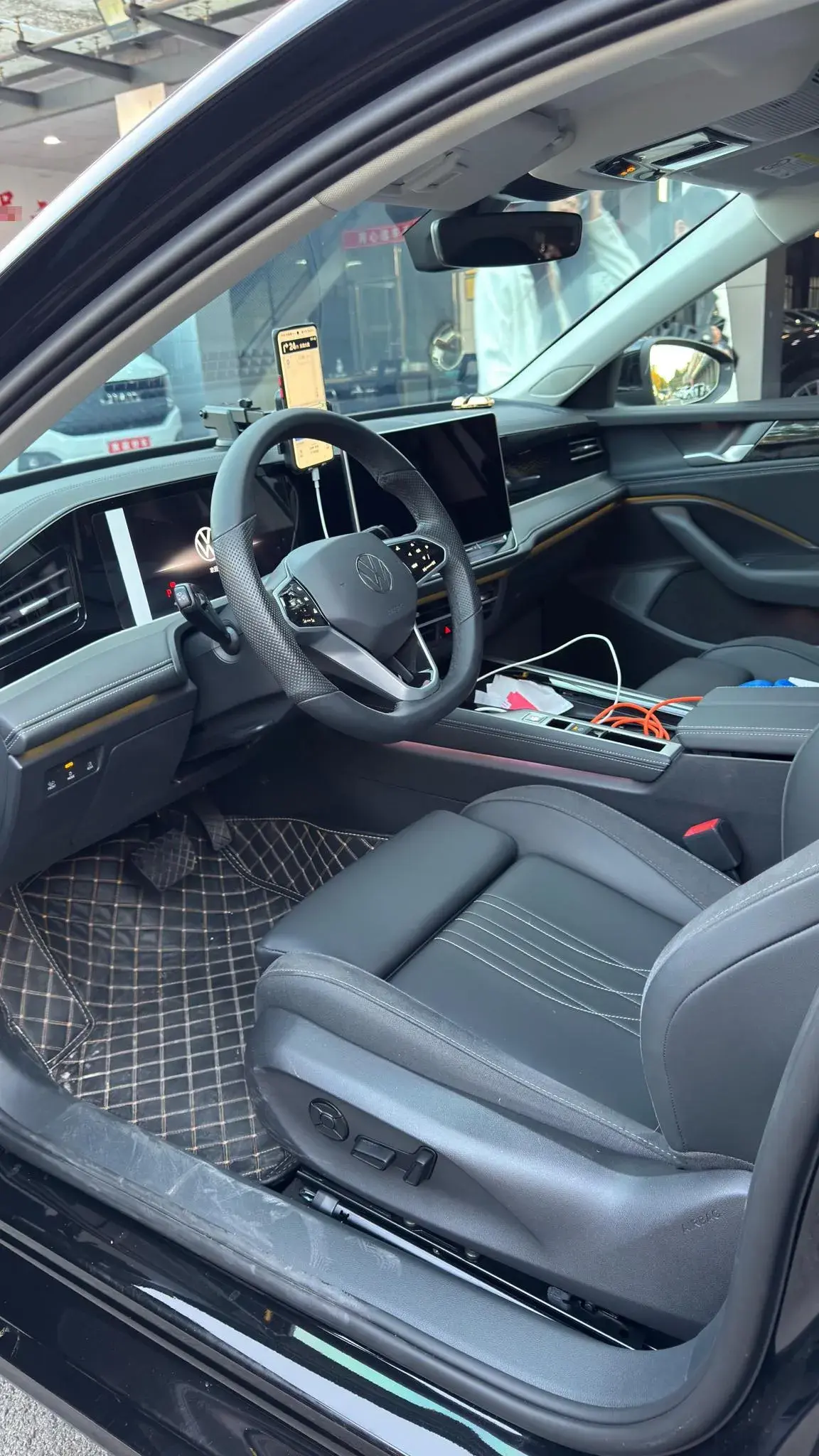 2024 VOLKSWAGEN MAGOTAN thumbnail 4