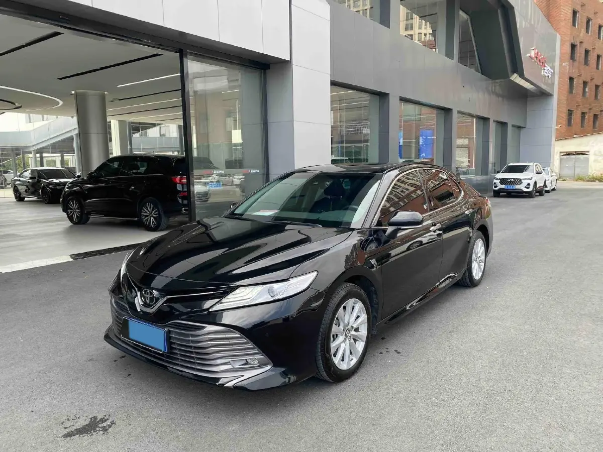 2019 Toyota Camry 2.0L 178HP L4 CVT