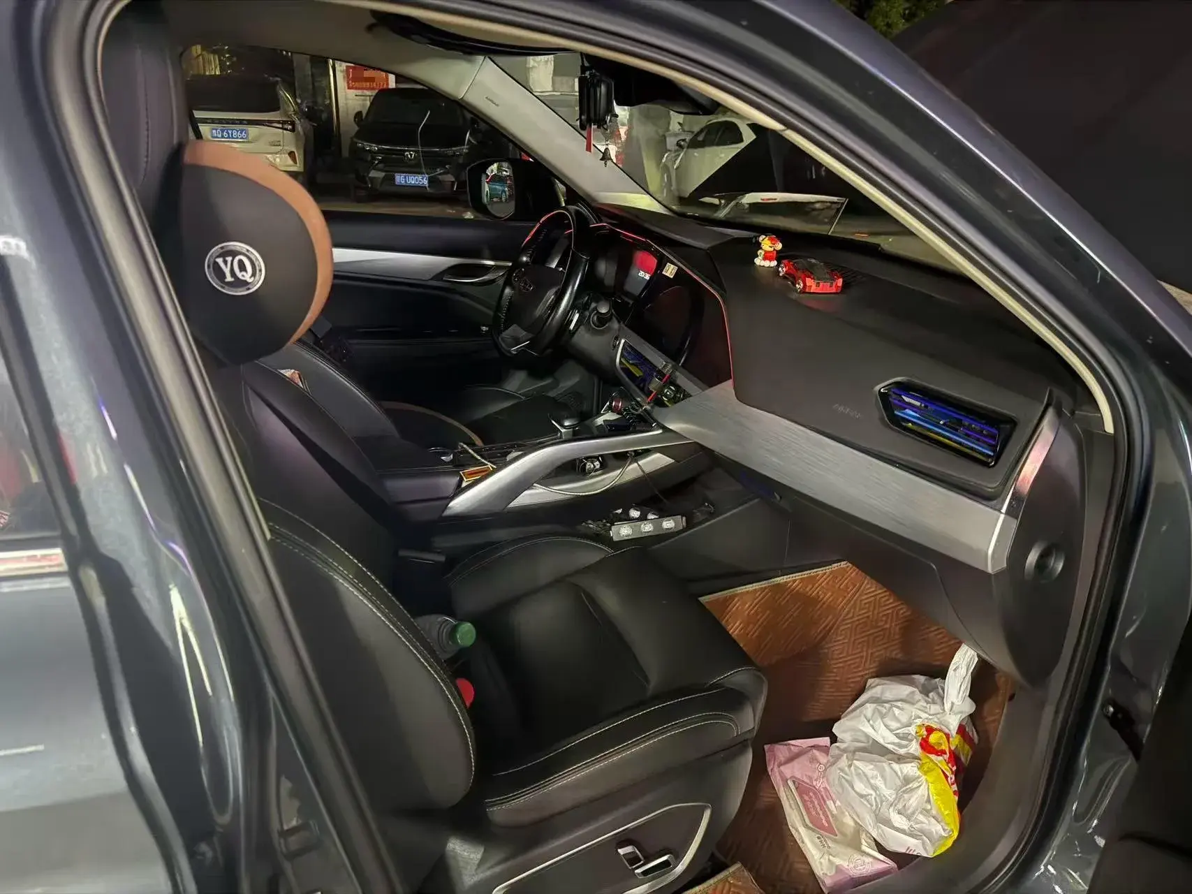 2020 GEELY TUGELLA thumbnail 4