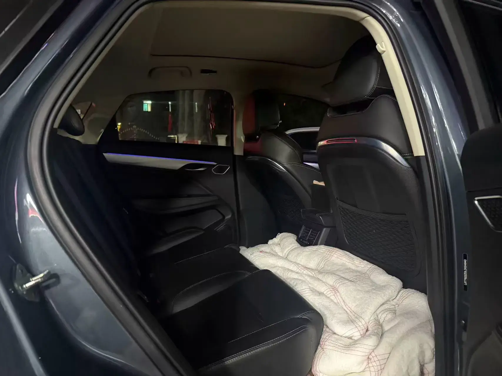 2020 GEELY TUGELLA thumbnail 3