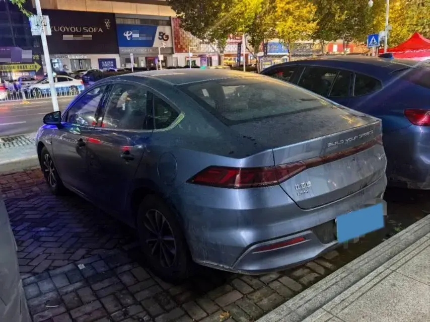 2023 BYD QIN thumbnail 3