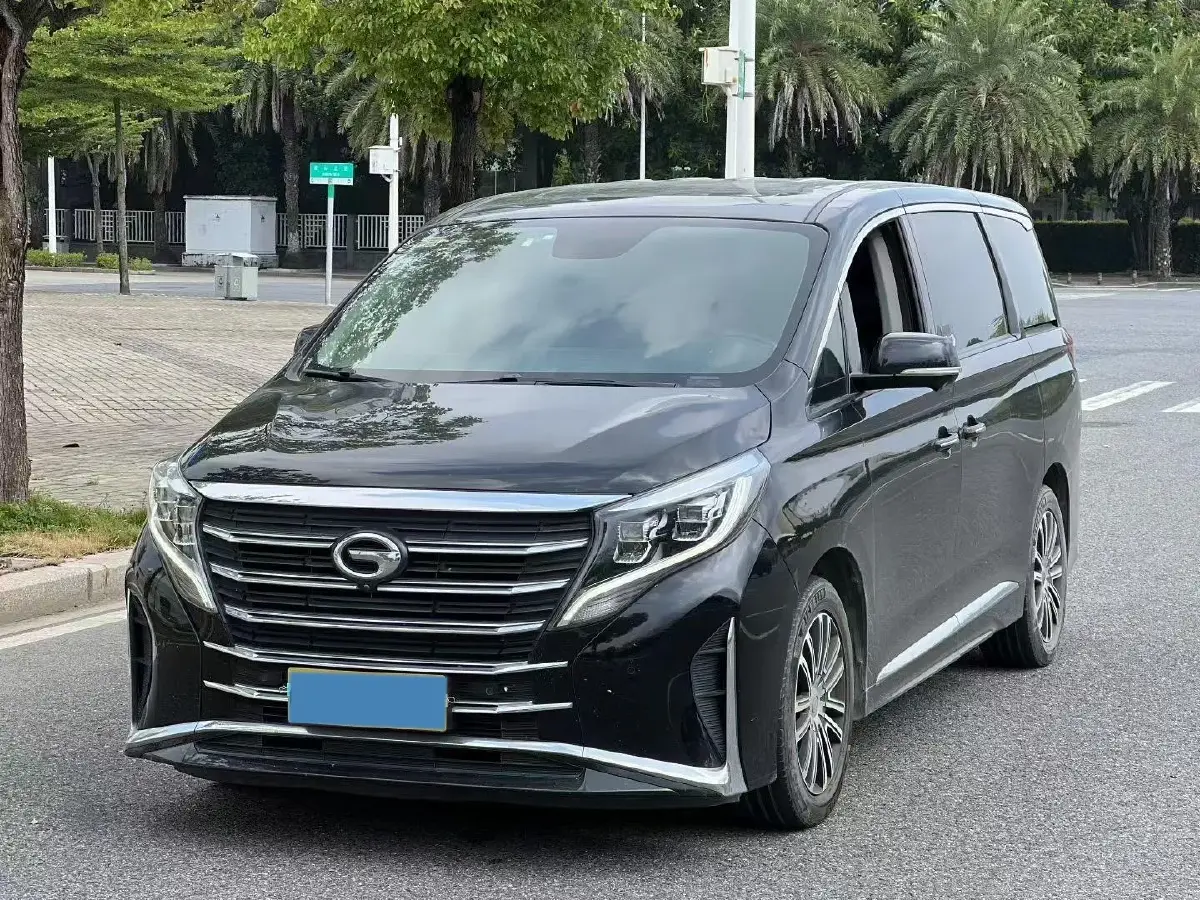 2021 GAC Trumpchi M8 2.0T 252HP L4 8AT