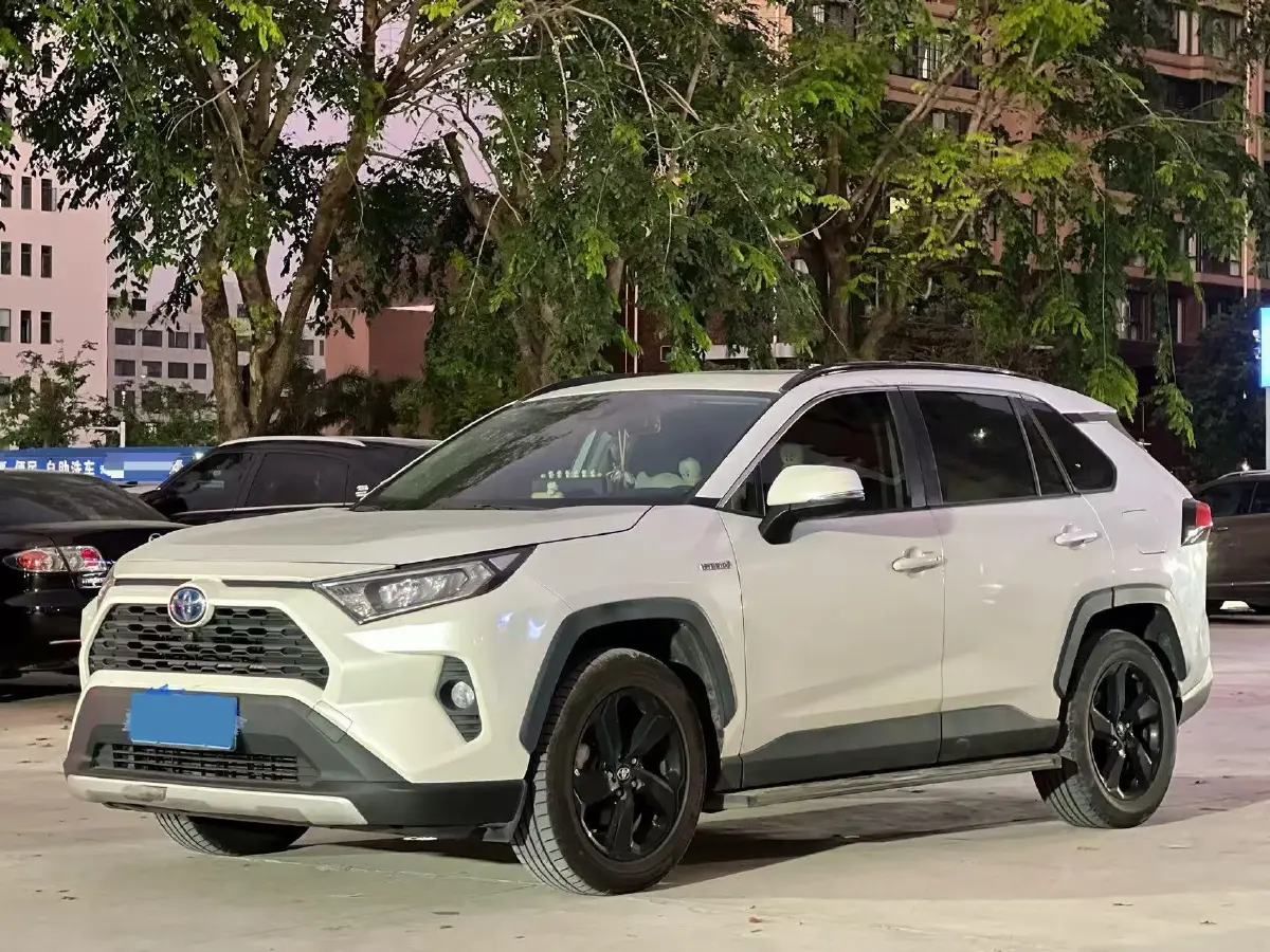 2021 Toyota RAV4 2.5L 178HP L4 E-CVT Hybrid