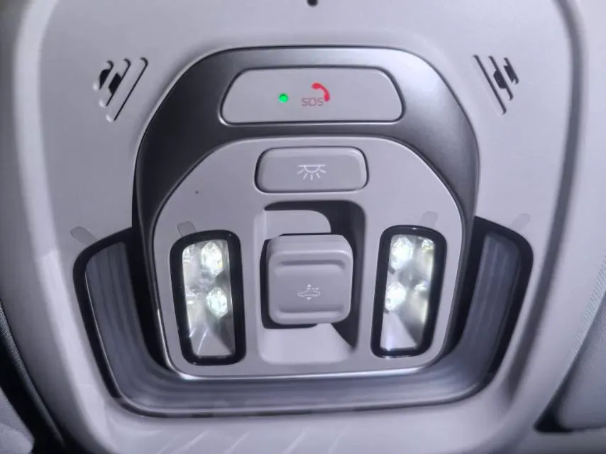 2024 Geely PrefaceL 1.5T 163HP L4 3DHT Hybrid,autocango,china used car exporter,china ev exporter,chinese used car exporter,chinese used ev exporter