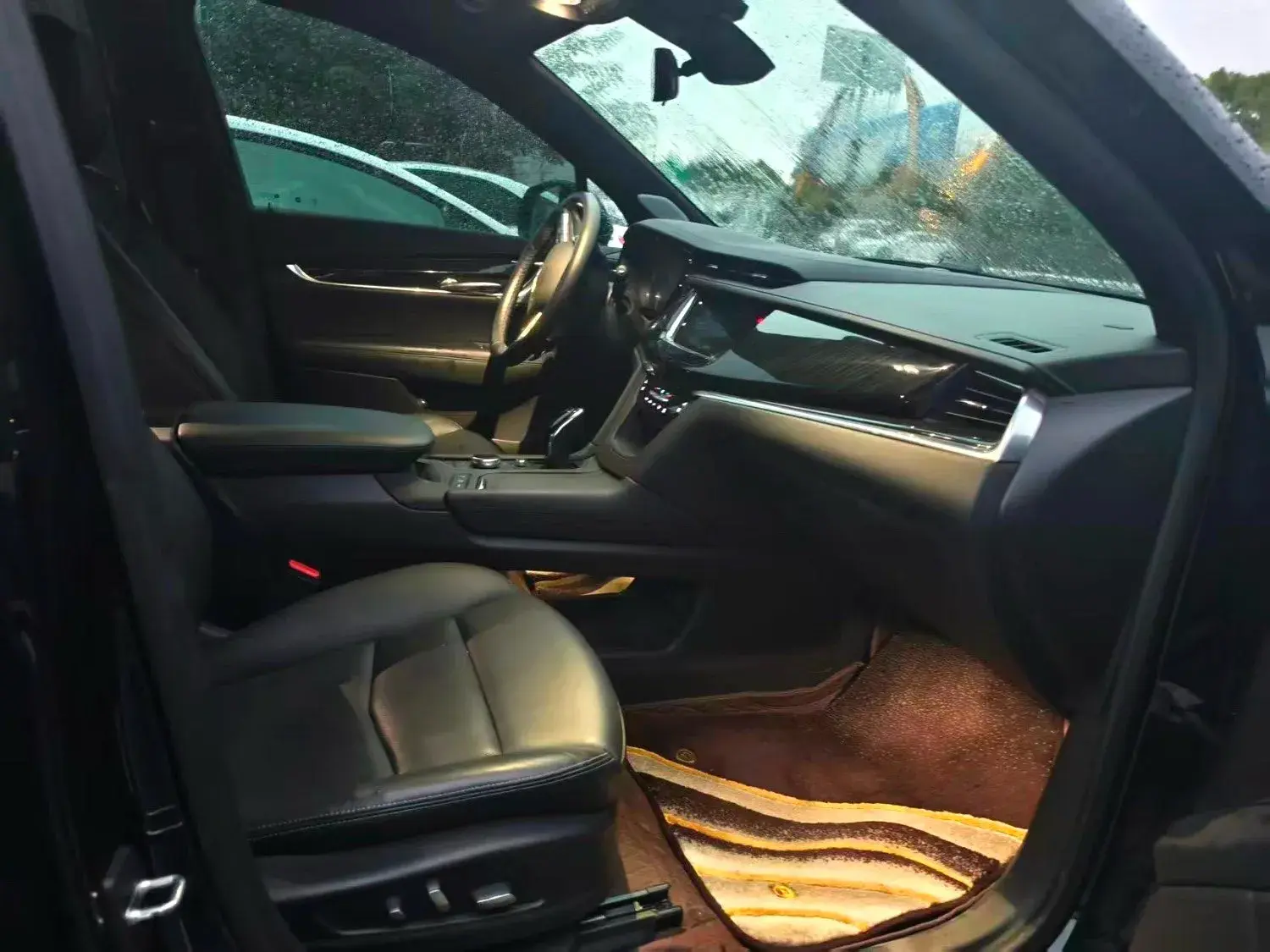 2022 CADILLAC XT6 thumbnail 4