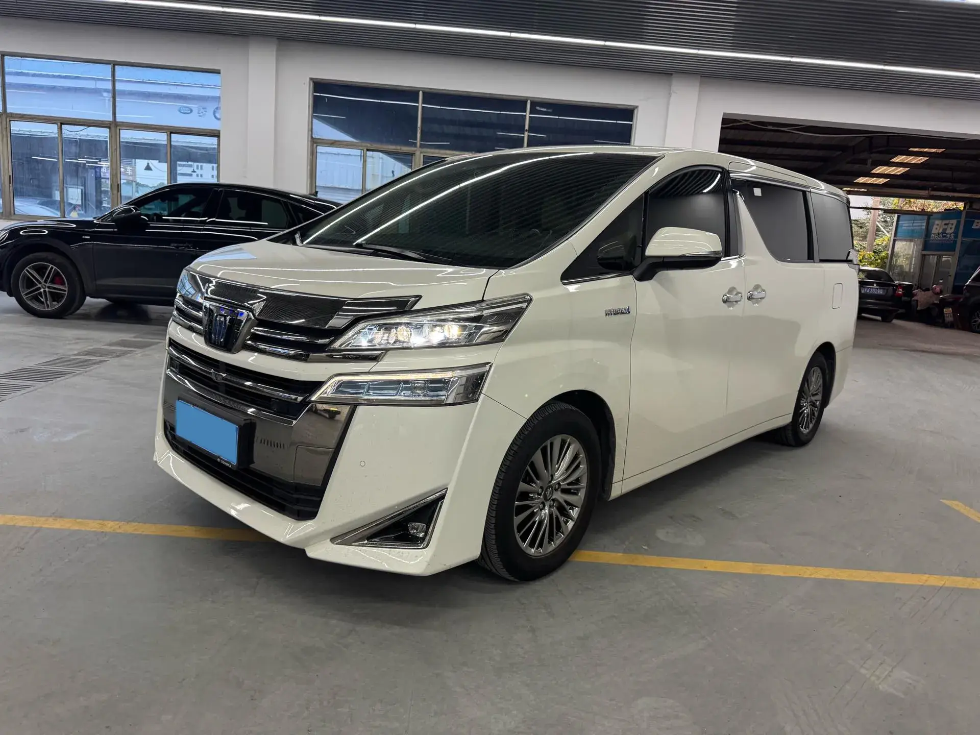 2021 TOYOTA VELLFIRE view 1