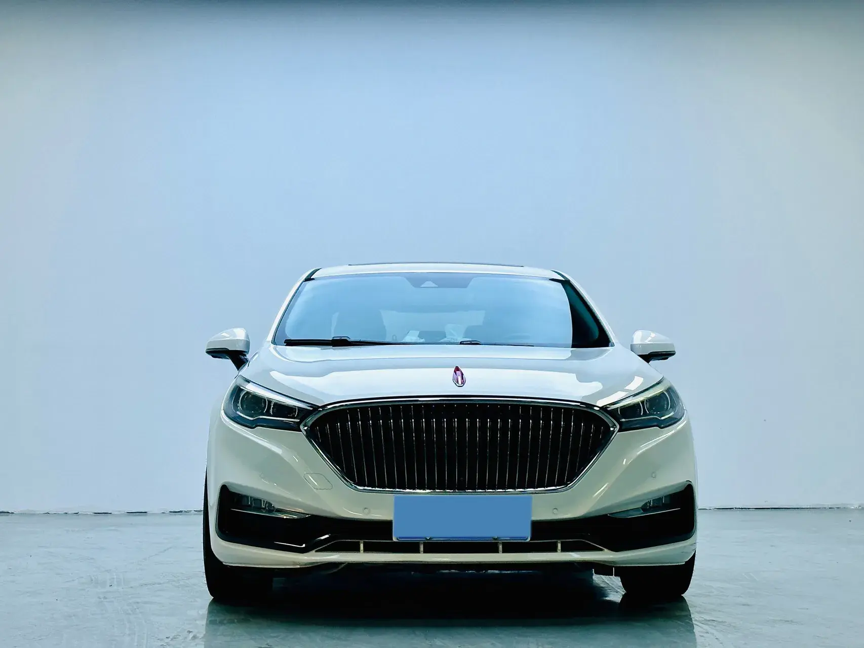 2019 HONGQI H5 thumbnail 2