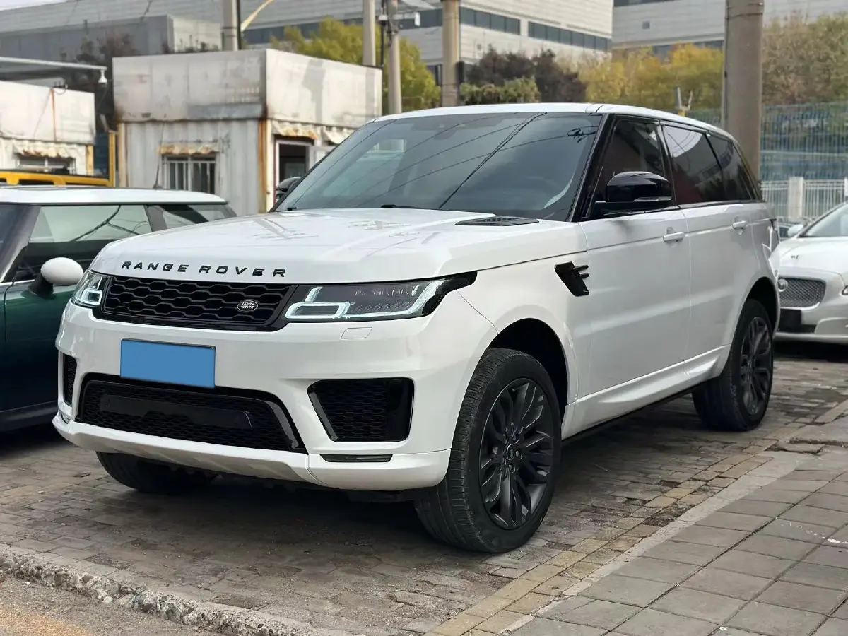 2018 Land Rover Range Rover Sport 3.0T 340HP V6 8AT