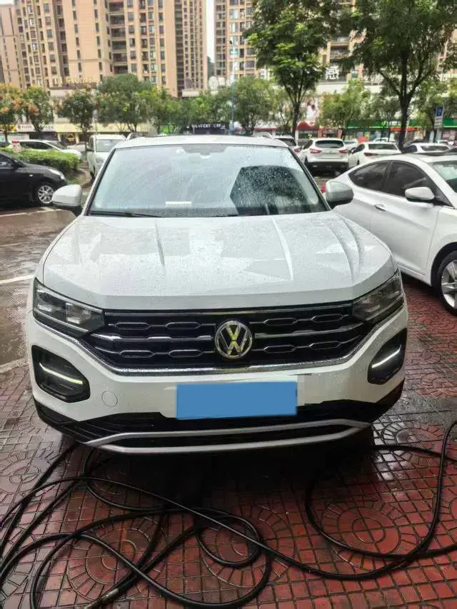 2022 VOLKSWAGEN TAYRON thumbnail 2