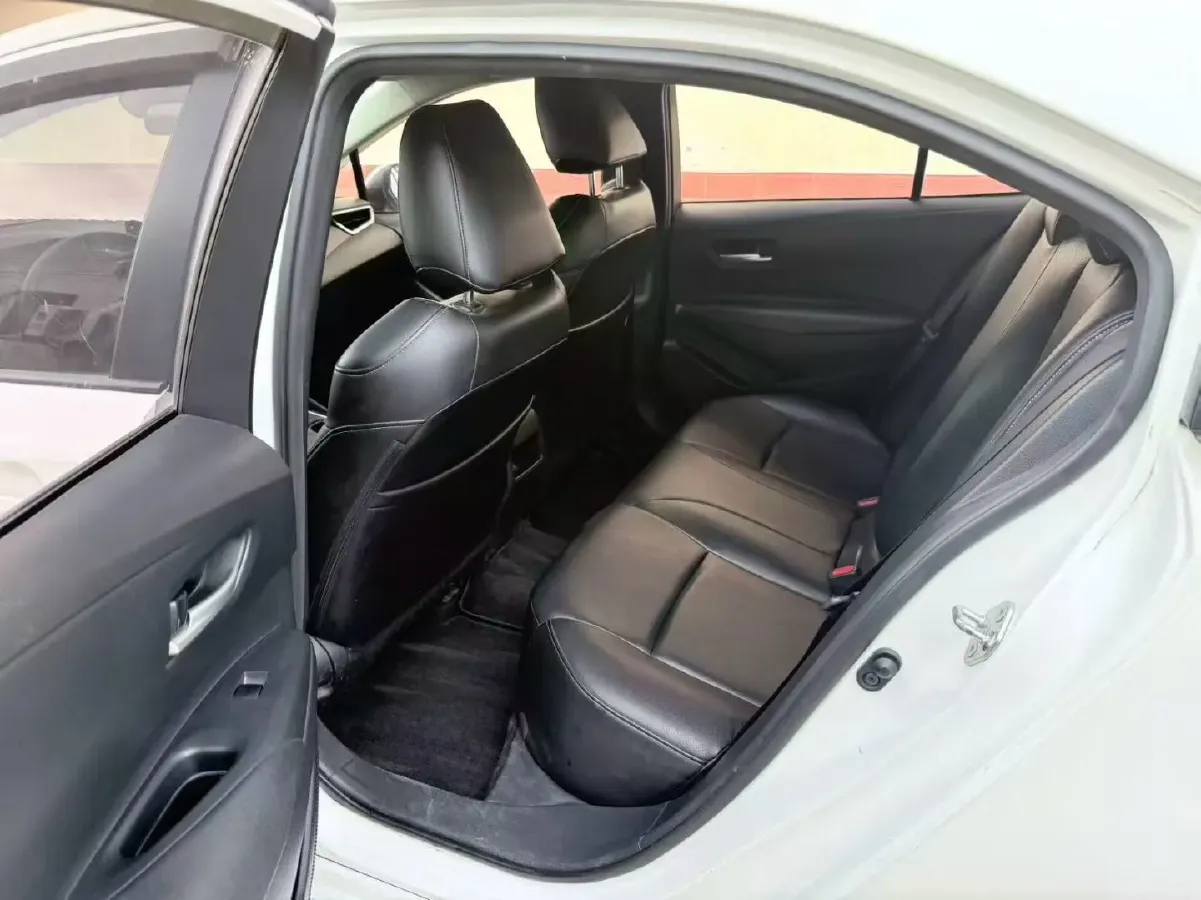 2021 Toyota Corolla 1.2T 116HP L4 CVT,autocango,china used car exporter,china ev exporter,chinese used car exporter,chinese used ev exporter