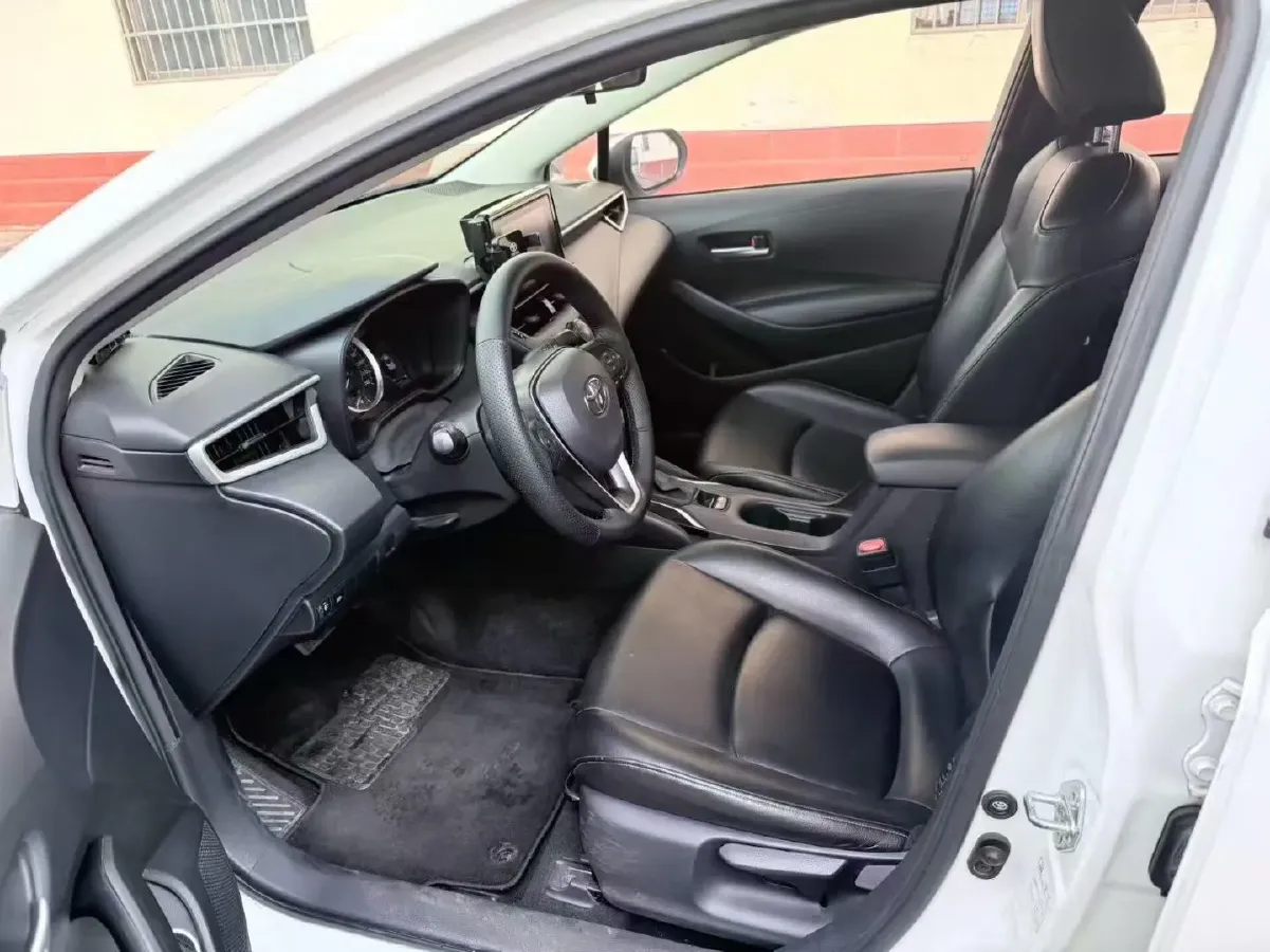 2021 Toyota Corolla 1.2T 116HP L4 CVT,autocango,china used car exporter,china ev exporter,chinese used car exporter,chinese used ev exporter