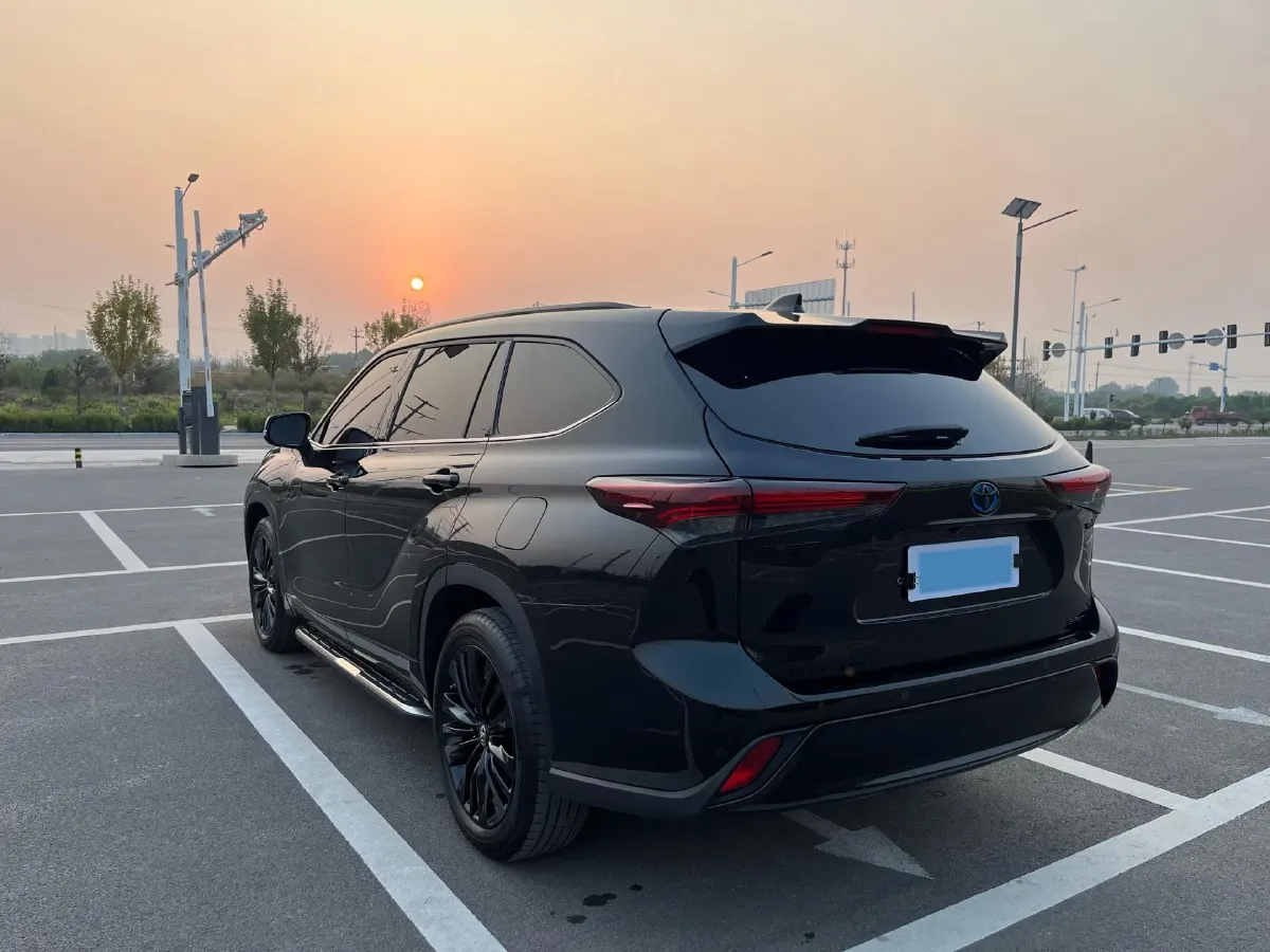 2023 Toyota Highlander 2.5L 189HP L4 E-CVT Hybrid,autocango,china used car exporter,china ev exporter,chinese used car exporter,chinese used ev exporter