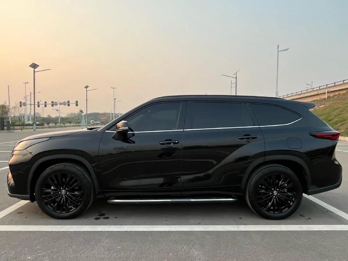 2023 Toyota Highlander 2.5L 189HP L4 E-CVT Hybrid,autocango,china used car exporter,china ev exporter,chinese used car exporter,chinese used ev exporter