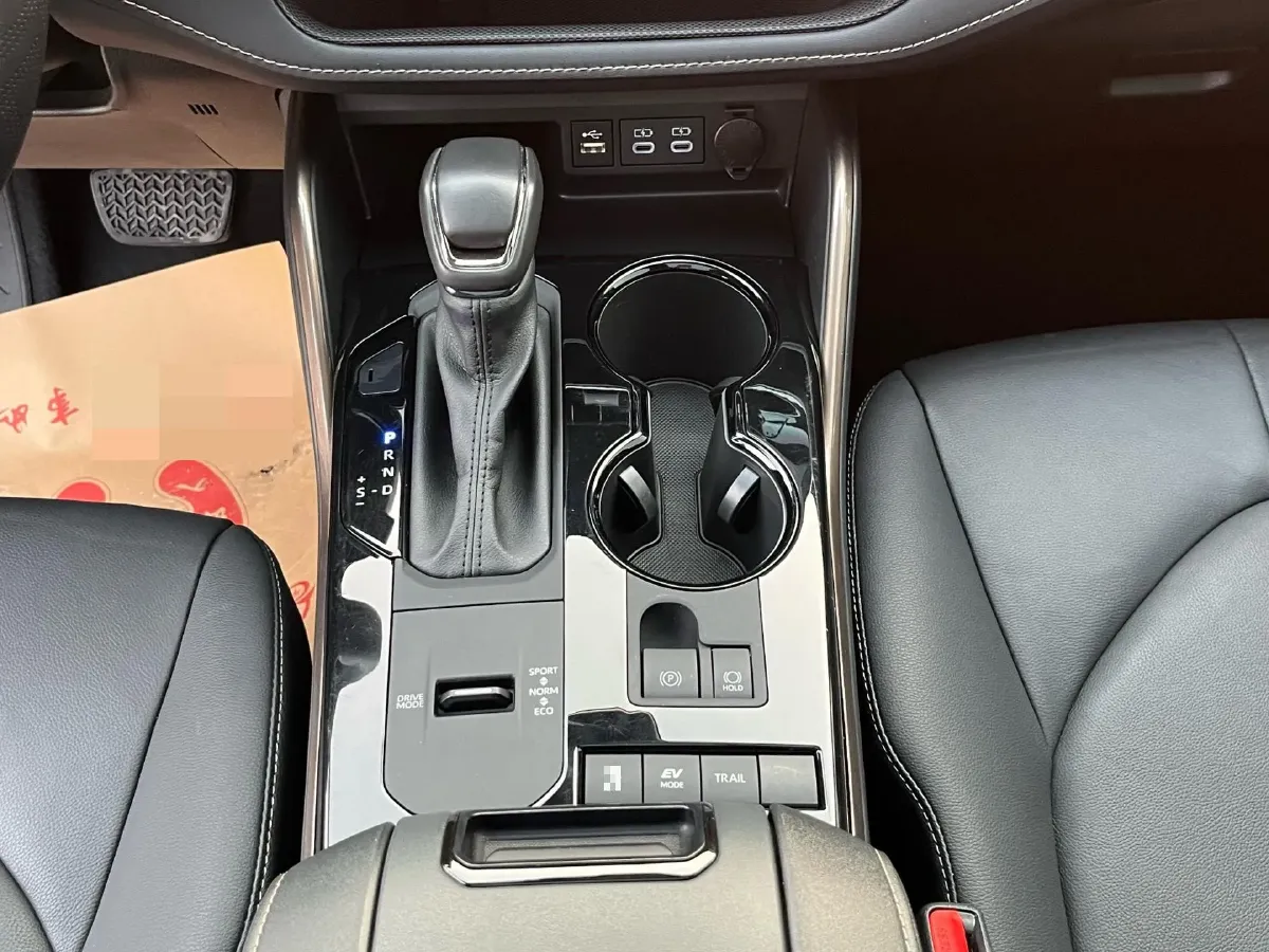 2023 Toyota Highlander 2.5L 189HP L4 E-CVT Hybrid,autocango,china used car exporter,china ev exporter,chinese used car exporter,chinese used ev exporter