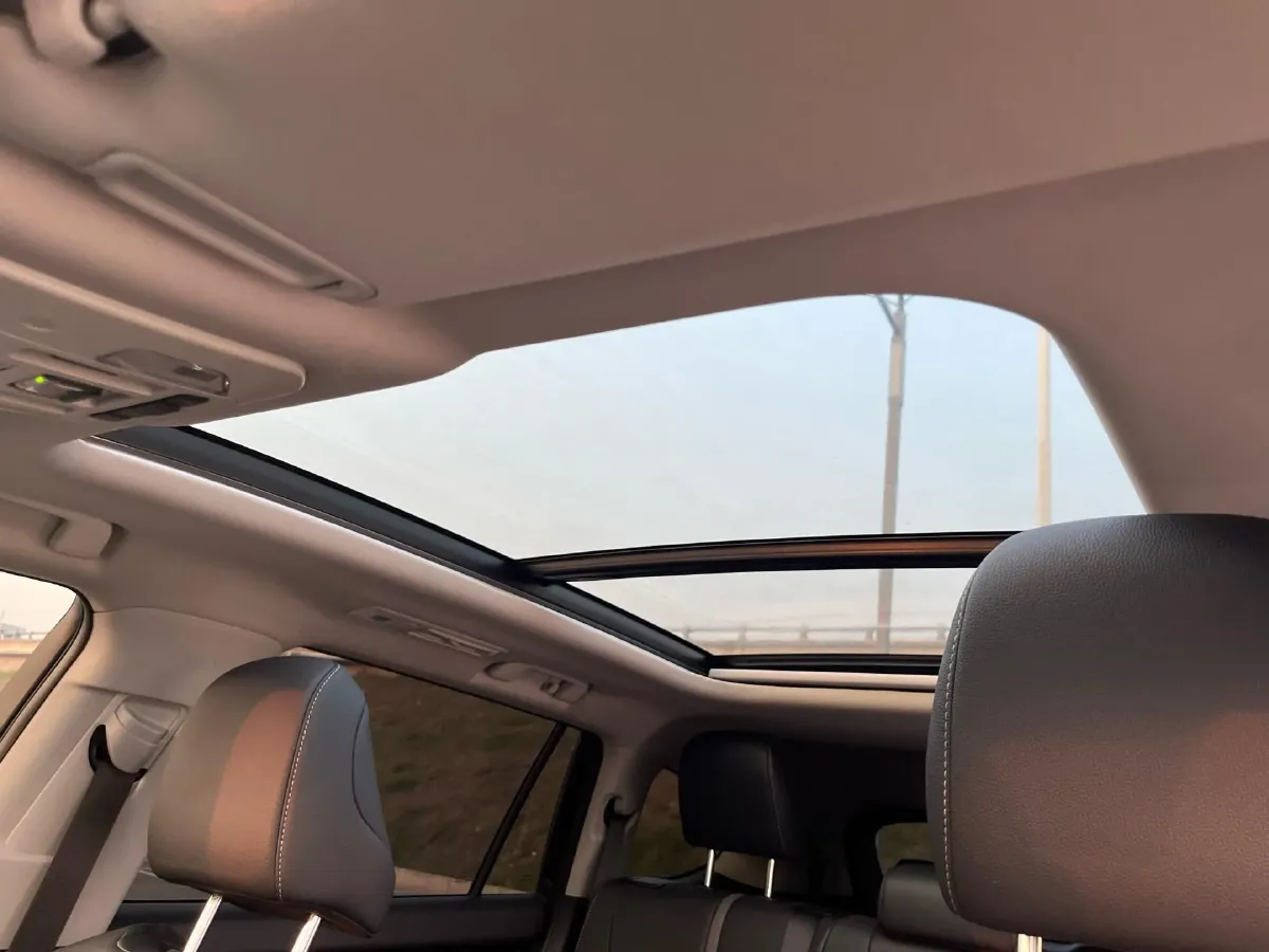 2023 Toyota Highlander 2.5L 189HP L4 E-CVT Hybrid,autocango,china used car exporter,china ev exporter,chinese used car exporter,chinese used ev exporter