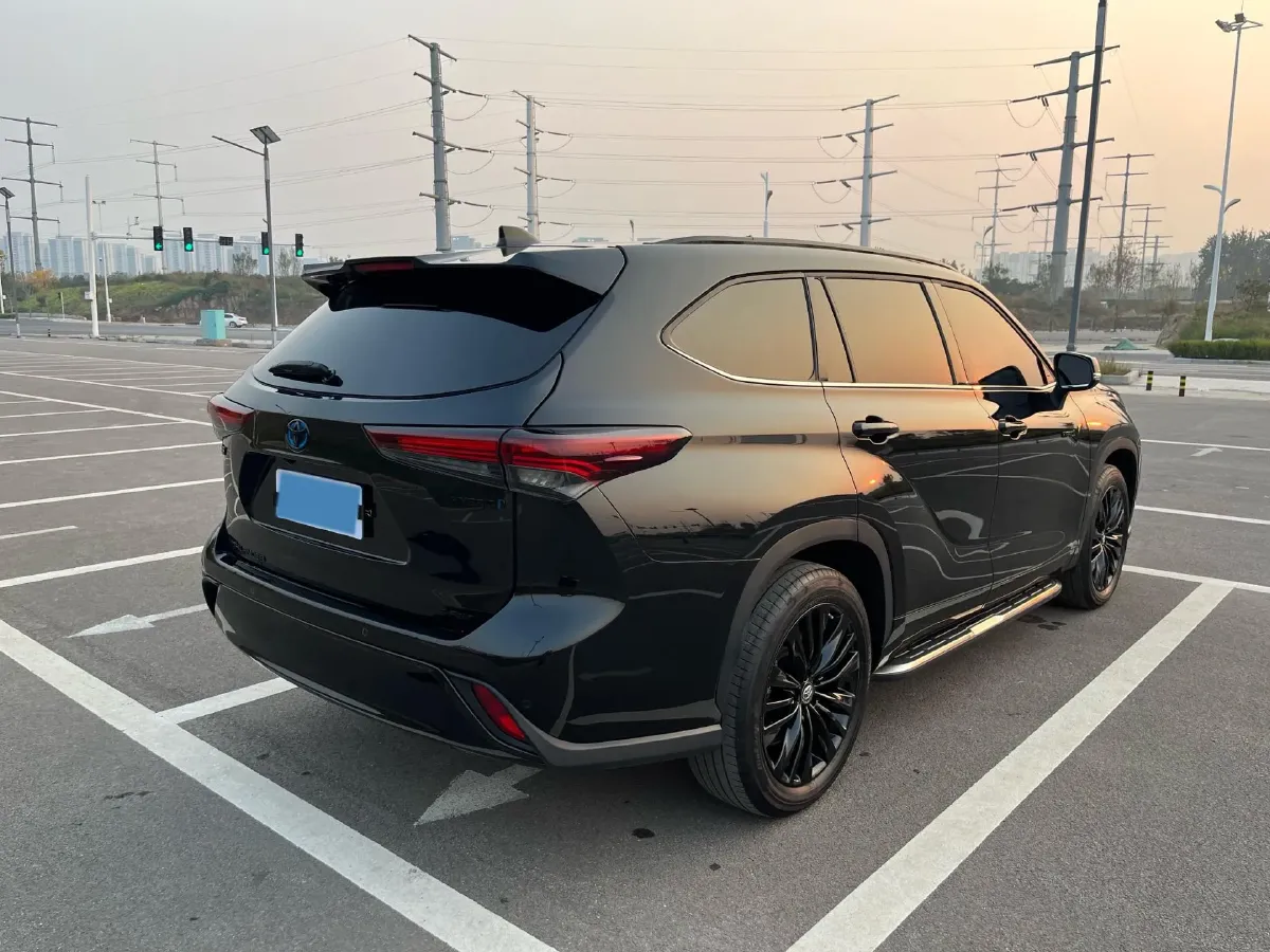 2023 Toyota Highlander 2.5L 189HP L4 E-CVT Hybrid,autocango,china used car exporter,china ev exporter,chinese used car exporter,chinese used ev exporter