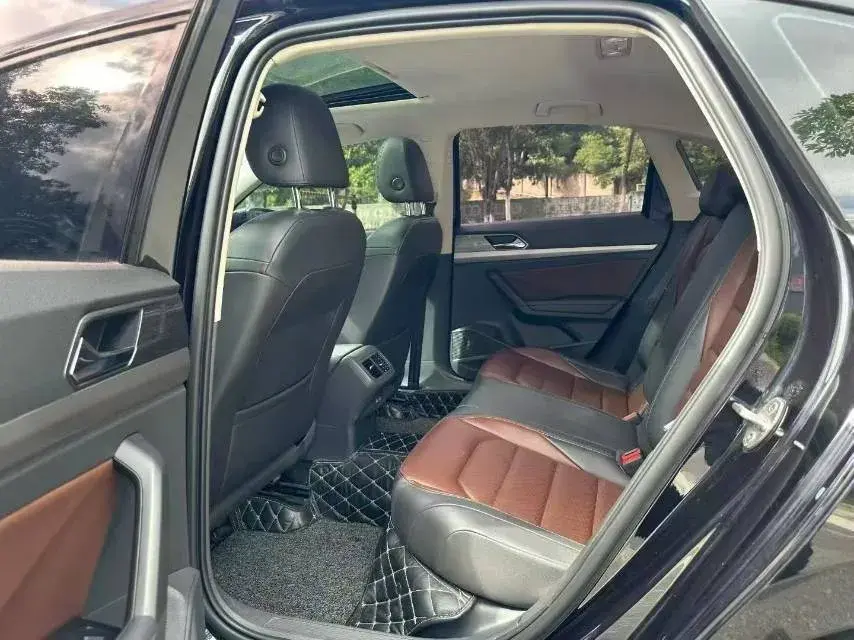 2019 VOLKSWAGEN LAVIDA thumbnail 4