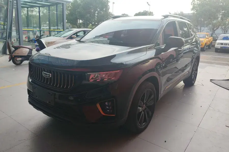 2022 Geely Okavango 1.8T 184HP L4 7DCT