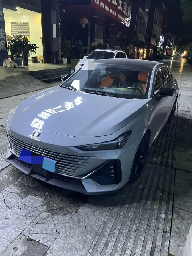 2022 ChangAn UNI-V 1.5T 188HP L4 7DCT