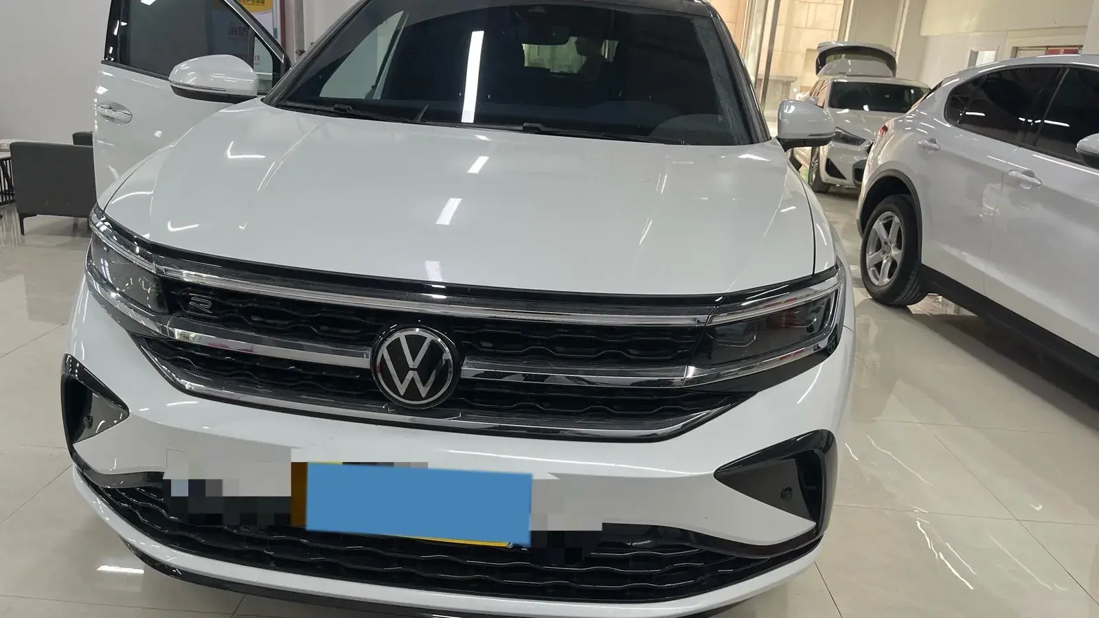 2021 VOLKSWAGEN TALAGON thumbnail 2